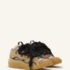 Adidași din piele de căprioară cu șireturi din plasă