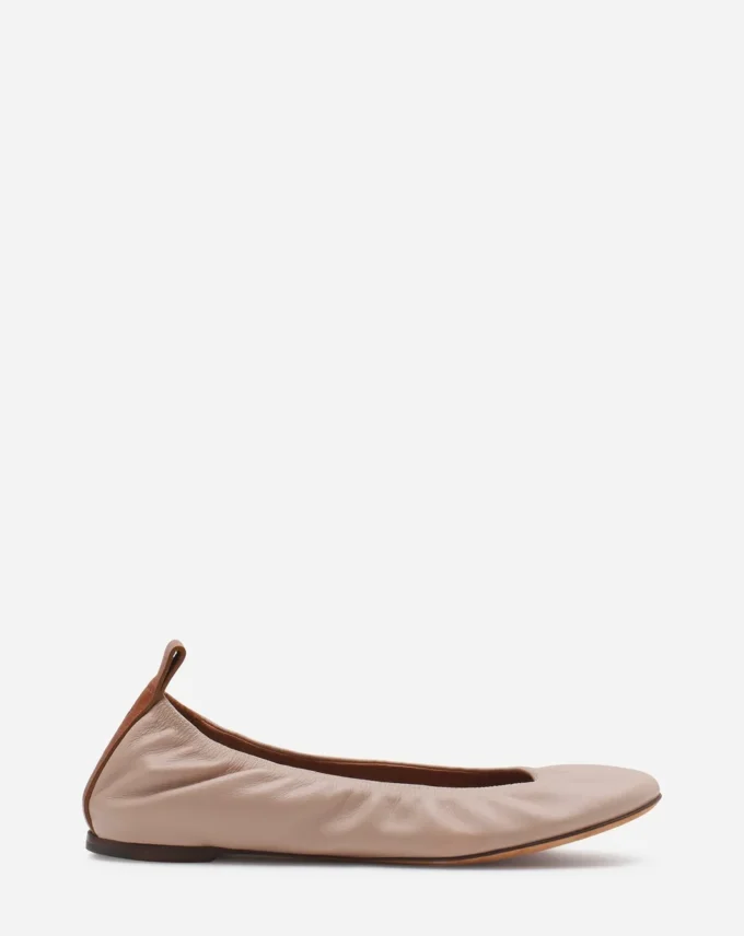 Balerinii din piele