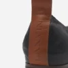 Balerinii din piele