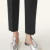 Mule Midnight Step Bow din piele metalizată Mule Midnight Step Bow din piele metalizată