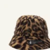 Pălărie reversibilă cu imprimeu leopard Pălărie reversibilă cu imprimeu leopard