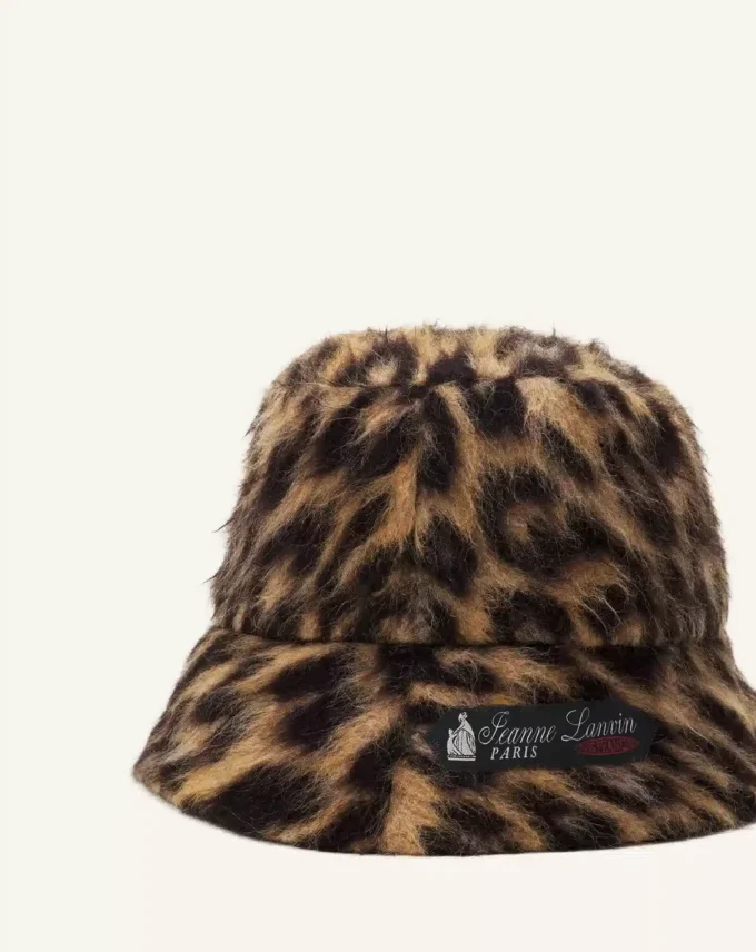 Pălărie reversibilă cu imprimeu leopard Pălărie reversibilă cu imprimeu leopard