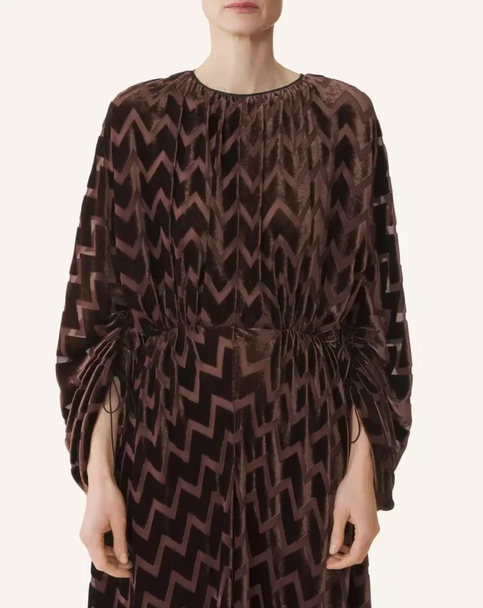 Rochie din catifea devoré
