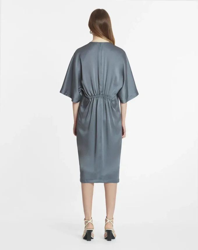 Rochie din satin tip tricou Rochie din satin tip tricou