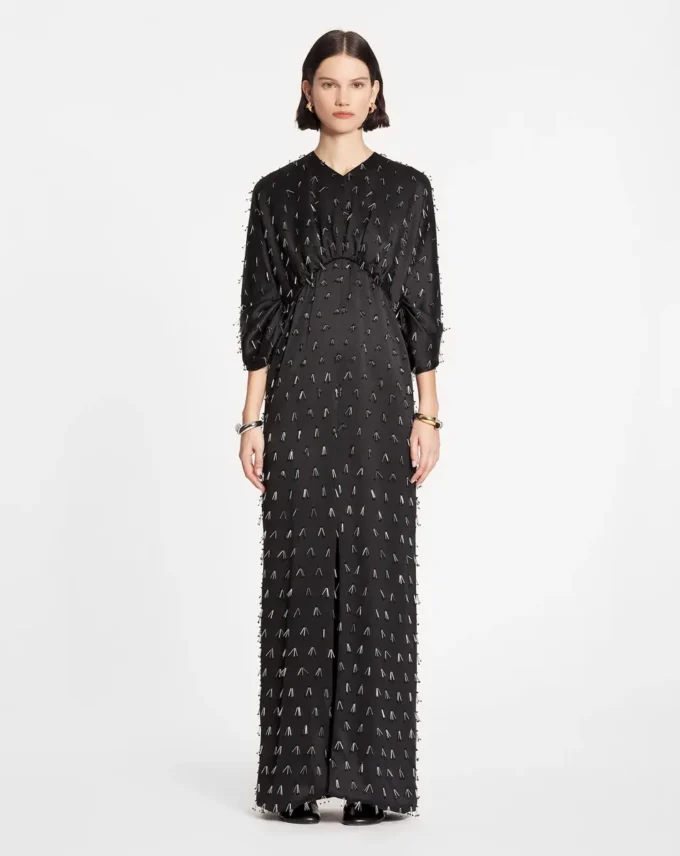 Rochie lungă brodată Rochie lungă brodată
