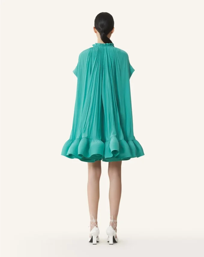 Rochie scurtă din charmeuse