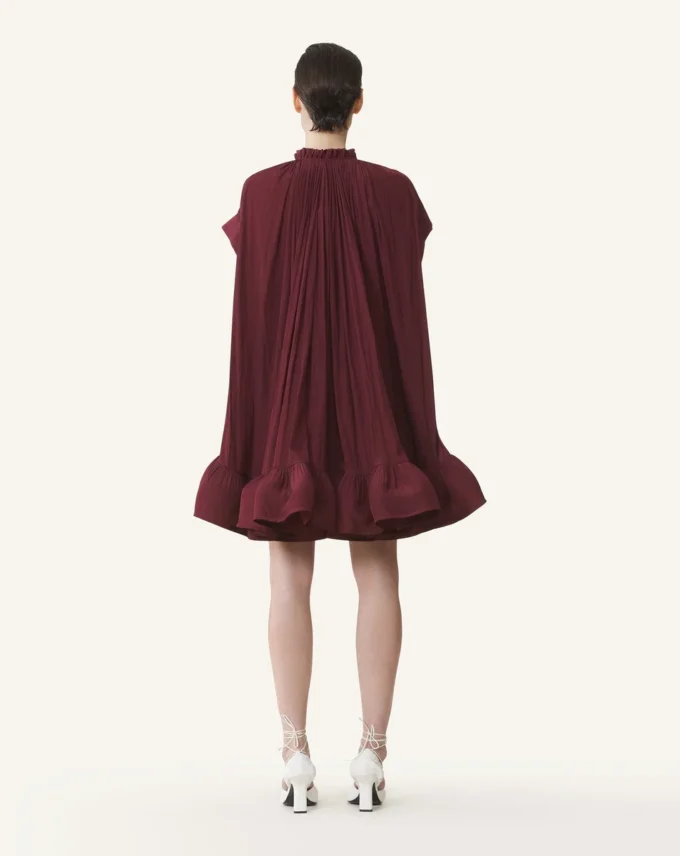 Rochie scurtă din charmeuse