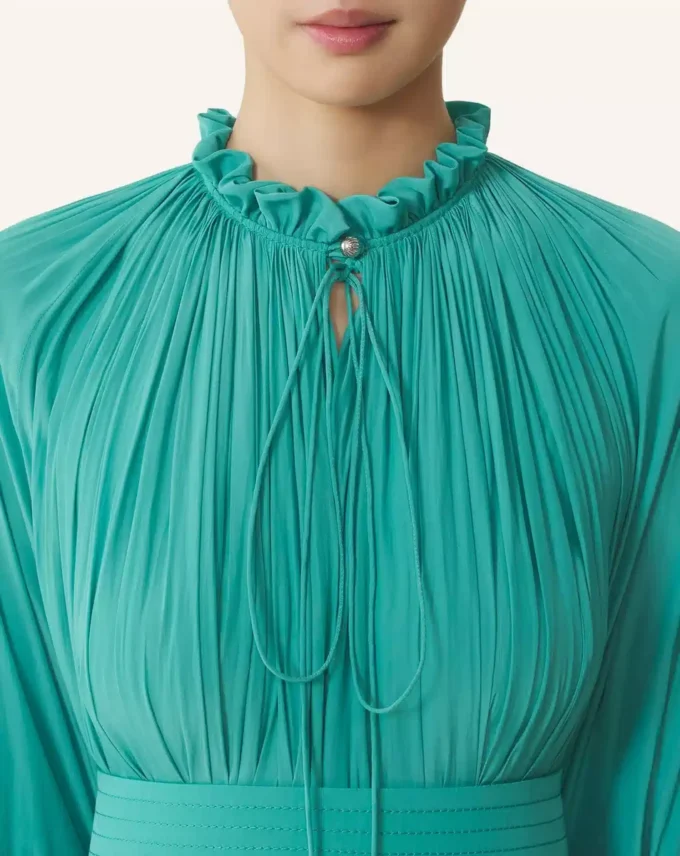 Rochie scurtă din charmeuse