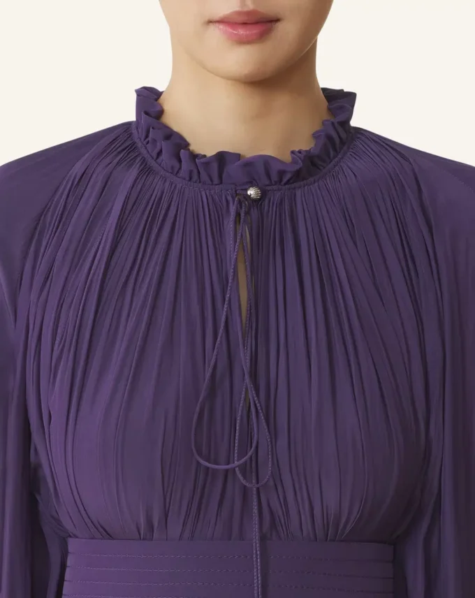 Rochie scurtă din charmeuse